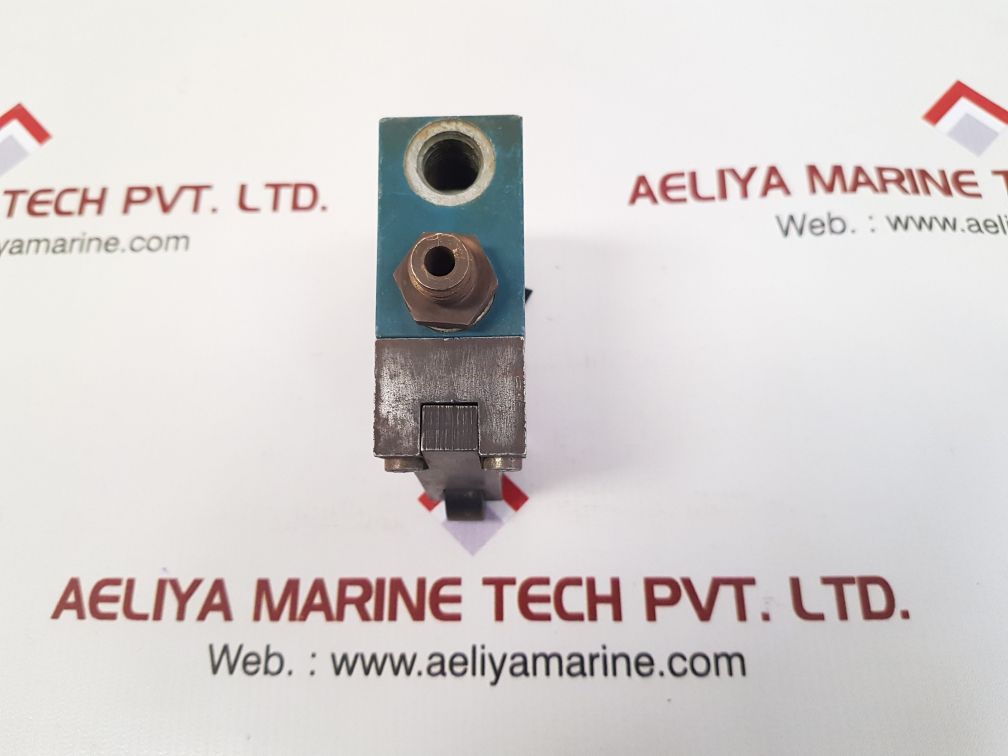 Wabco 3630070010 directional valve with roller lever