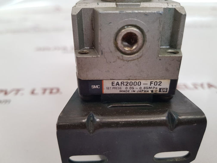 Smc ear2000-f02 pressure regulator with gauge