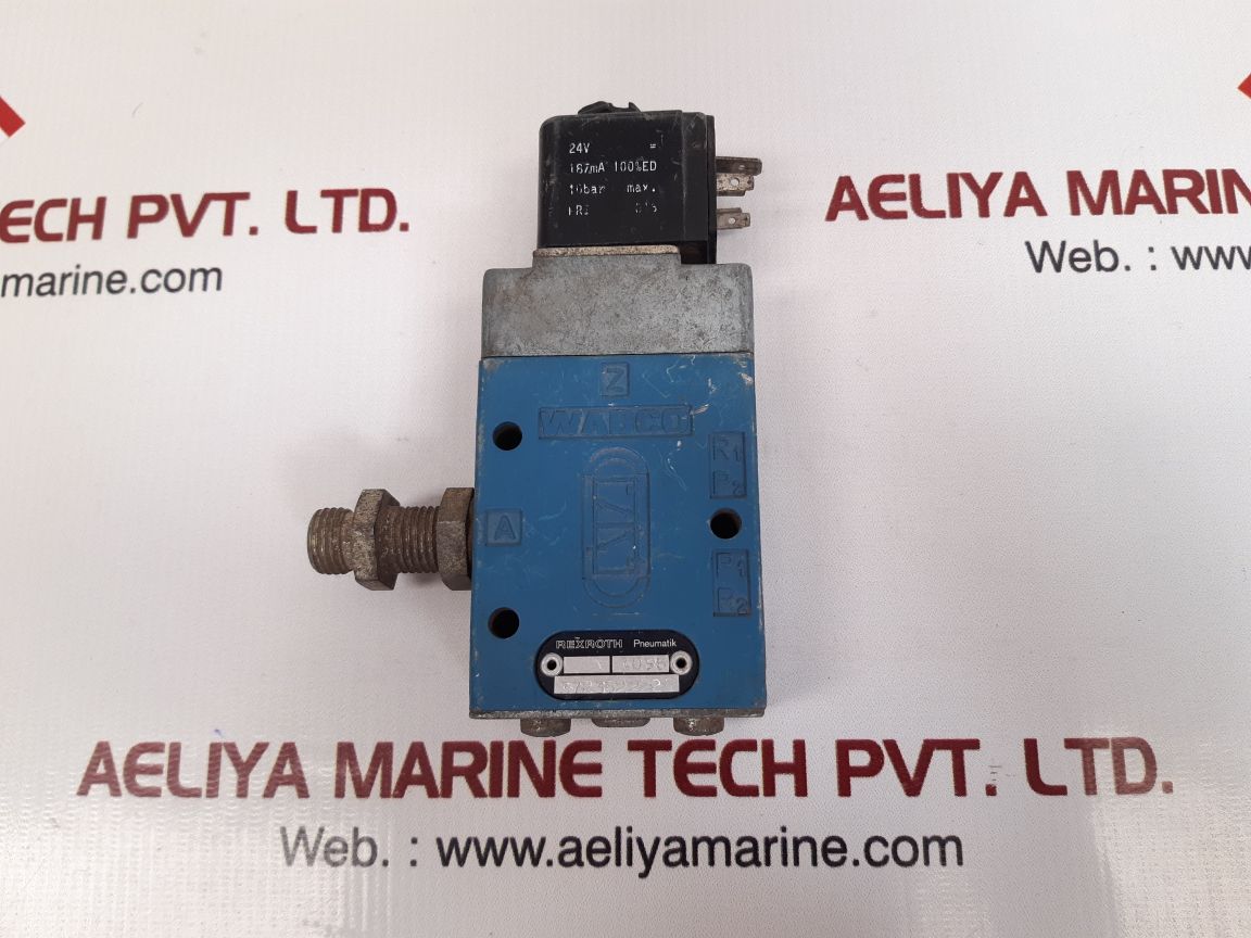 Rexroth 3723522220 solenoid directional valve Used 