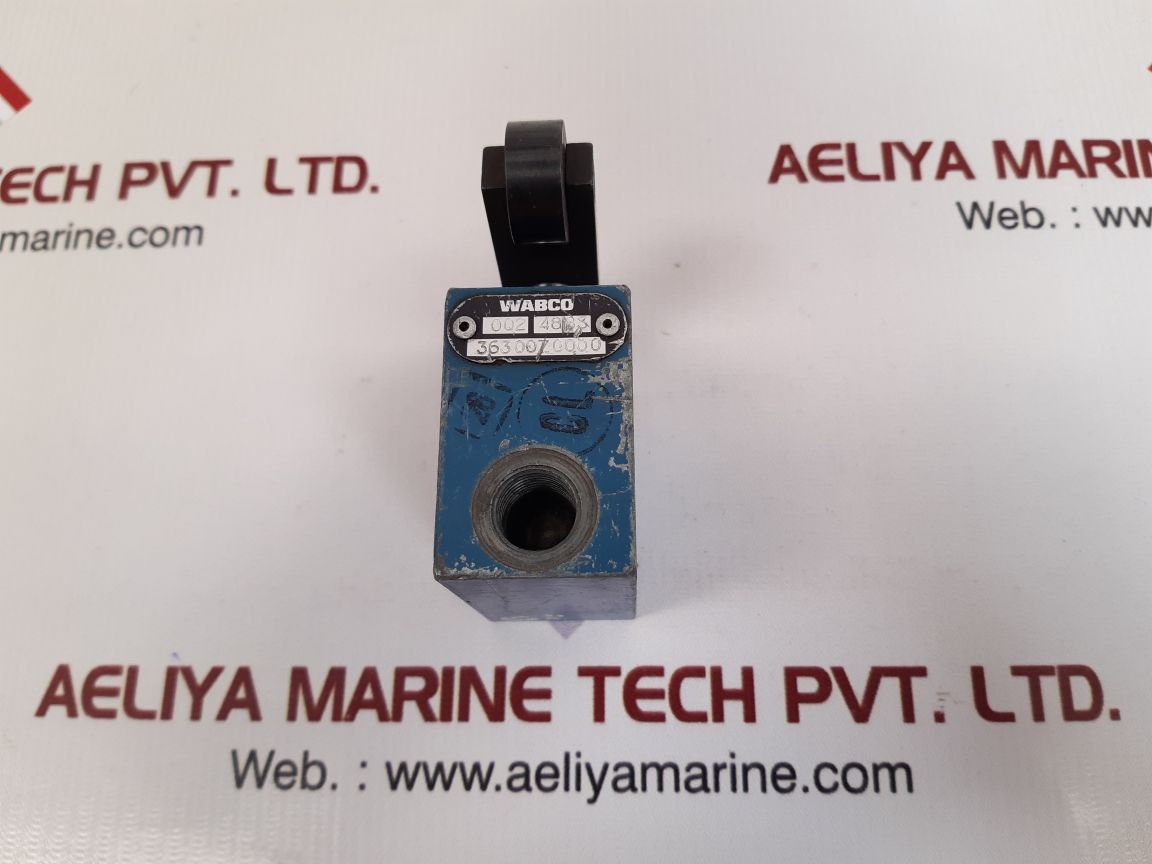 Wabco 3630070000 roller lever pneumatic directional valve