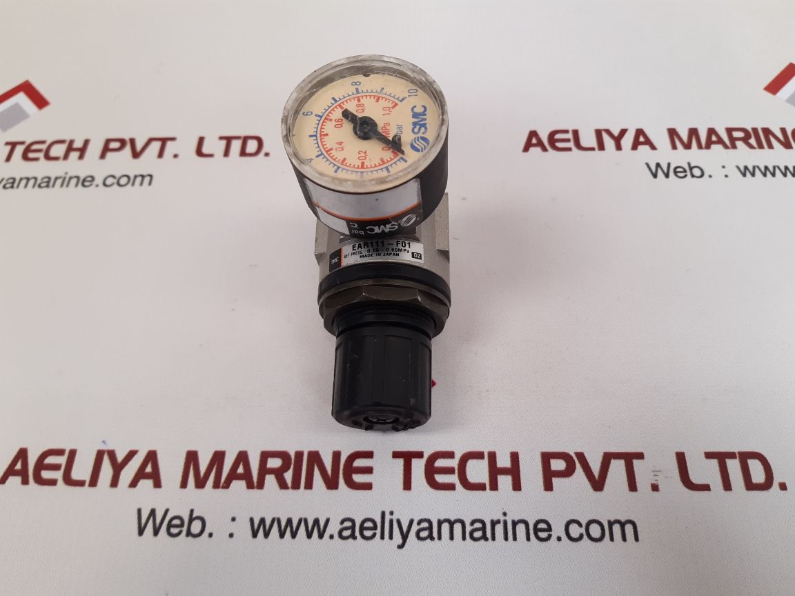 Smc ear111-f01 pressure regulator with gauge