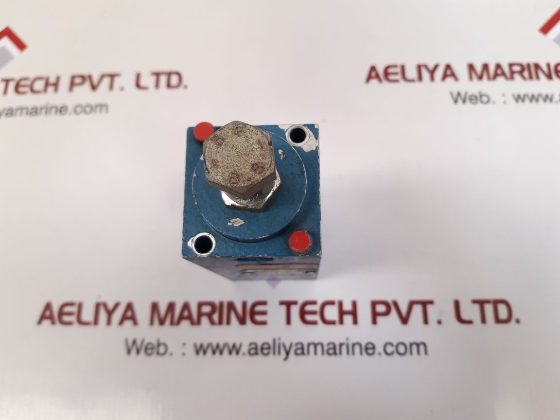 Wabco 3750239200 pressure reducing valve Used 