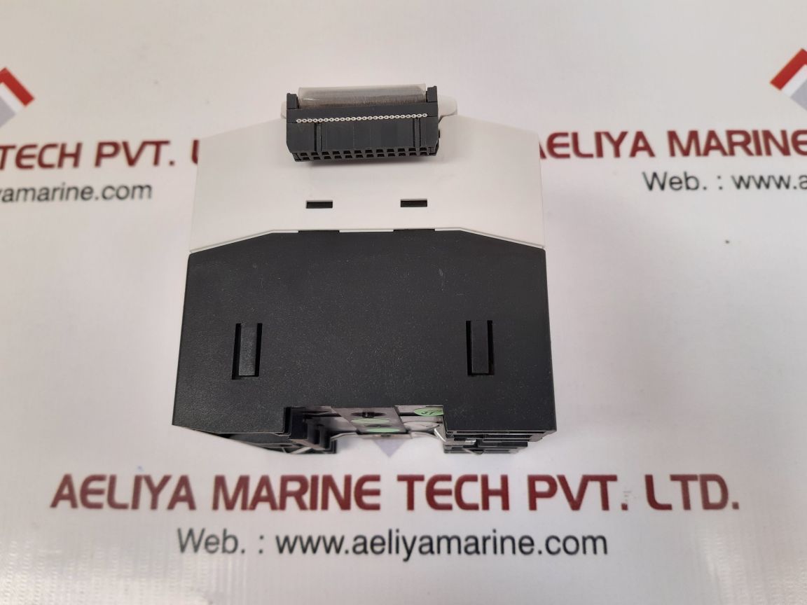 Moeller le4-206-aa2 analog i/o expansion module