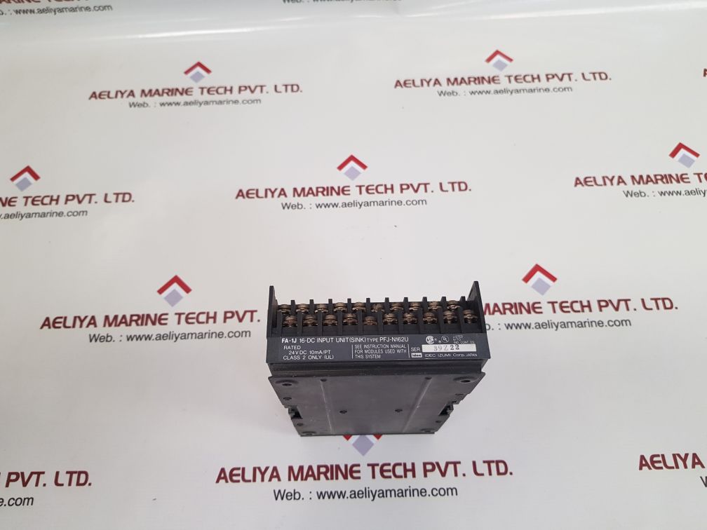 Idec izumi pfj-n162u input unit with tt-116 output unit 