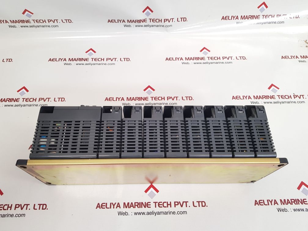 Koyo direct logic 405 d4-440dc-1 cpu,d4-dcm,d4-16ne3m,d4-16td2,f4-08da-1