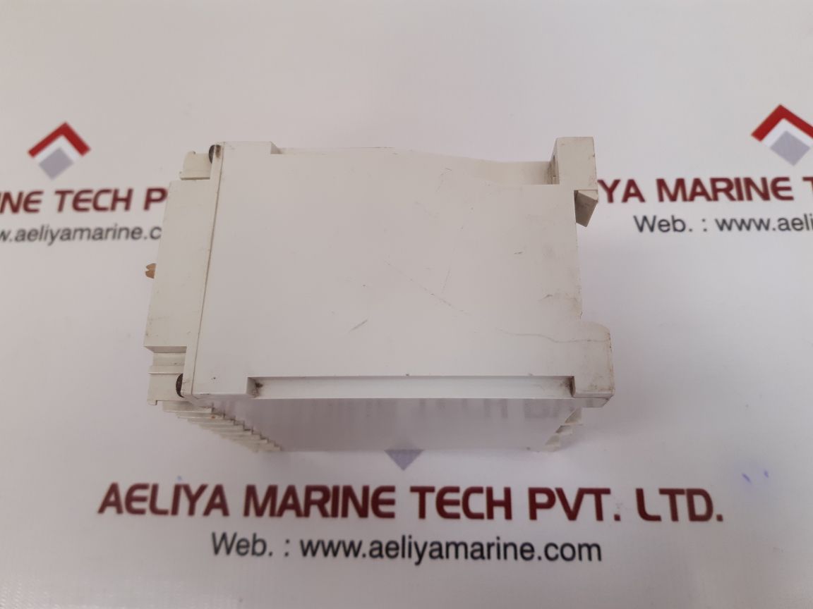 Selco t3100 voltage relay t3100-01