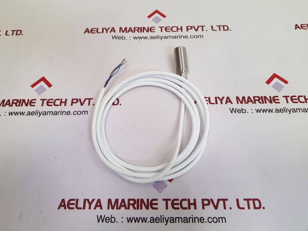 Turck bi8u-em18wd-ap6x proximity sensor