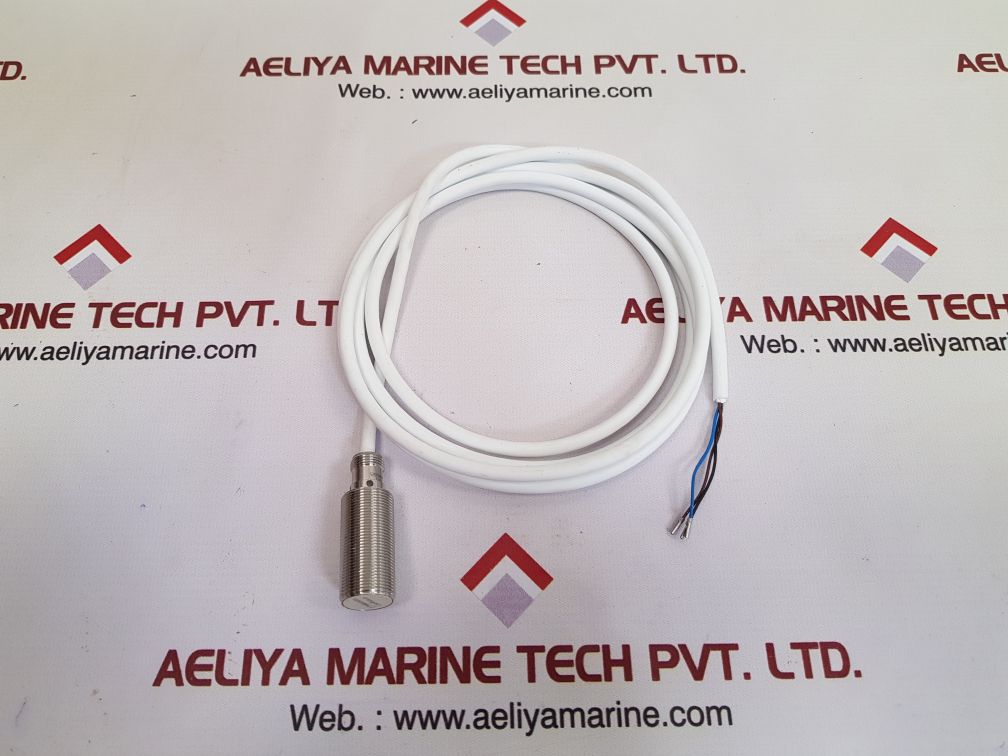 Turck bi8u-em18wd-ap6x proximity sensor