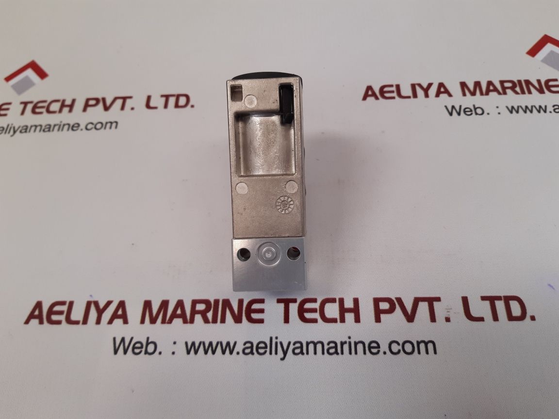 Trafag 9b4.4279 pressure switch
