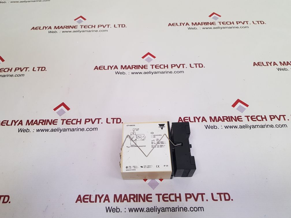 Carlo gavazzi st 199 230 pt 100 controller 230v~