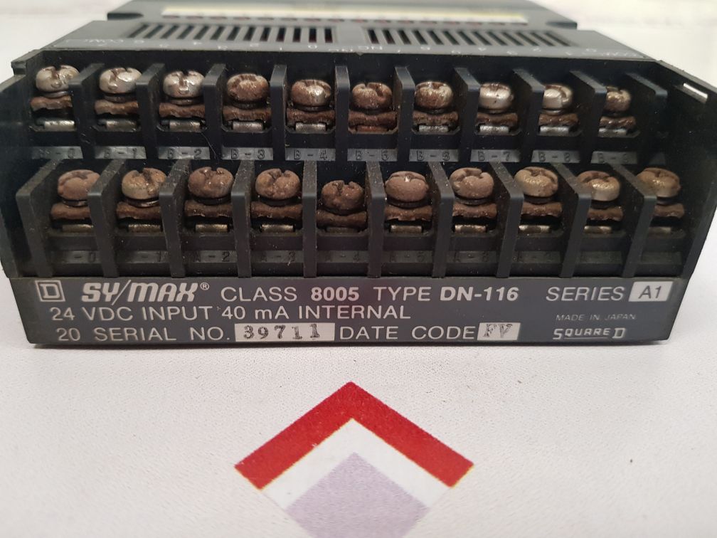 Square d sy/max tt-116 output module with dn-116 input module