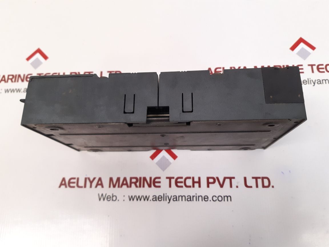 Square d dn-116 input module with rt-108 output module
