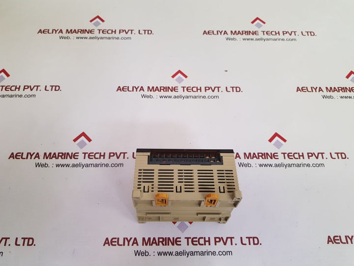 Omron cpm1a-30cdr-a-v1 programmable controller NEW