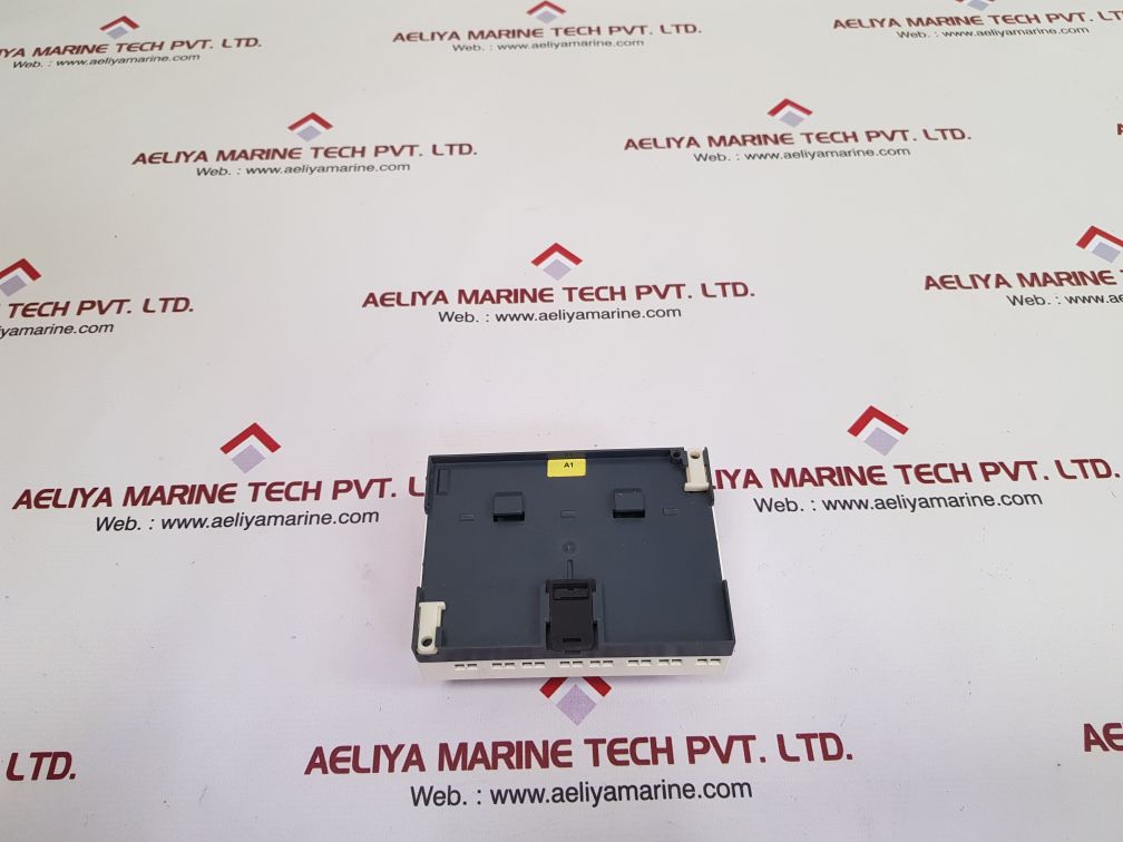 Schneider sr2 b201b zelio output relay