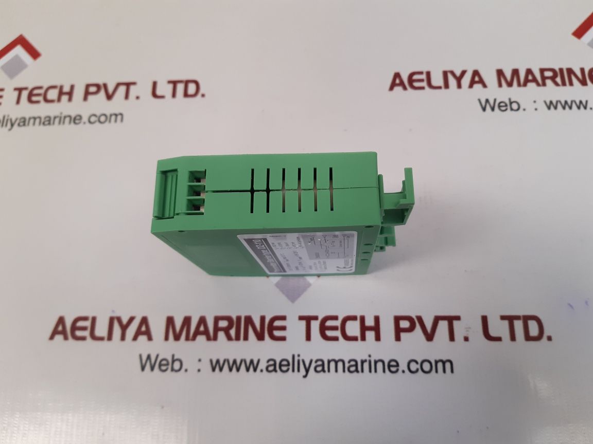 Set of 8x Kongsberg dz-110 transmitter barrier