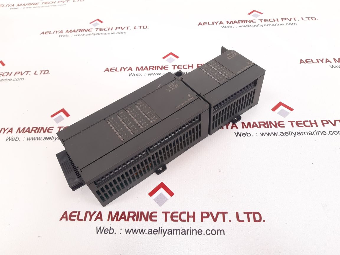 Siemens 6es7 223-1pl00-0xa0 i/o module with 6es7 223-1ph00-0xa0 module