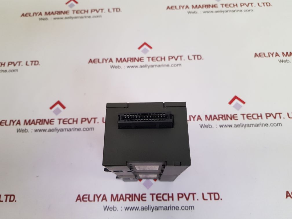 Siemens 6es7 235-0kd00-0xa0 with 6es7 223-1ph00-0xa0 analog module set