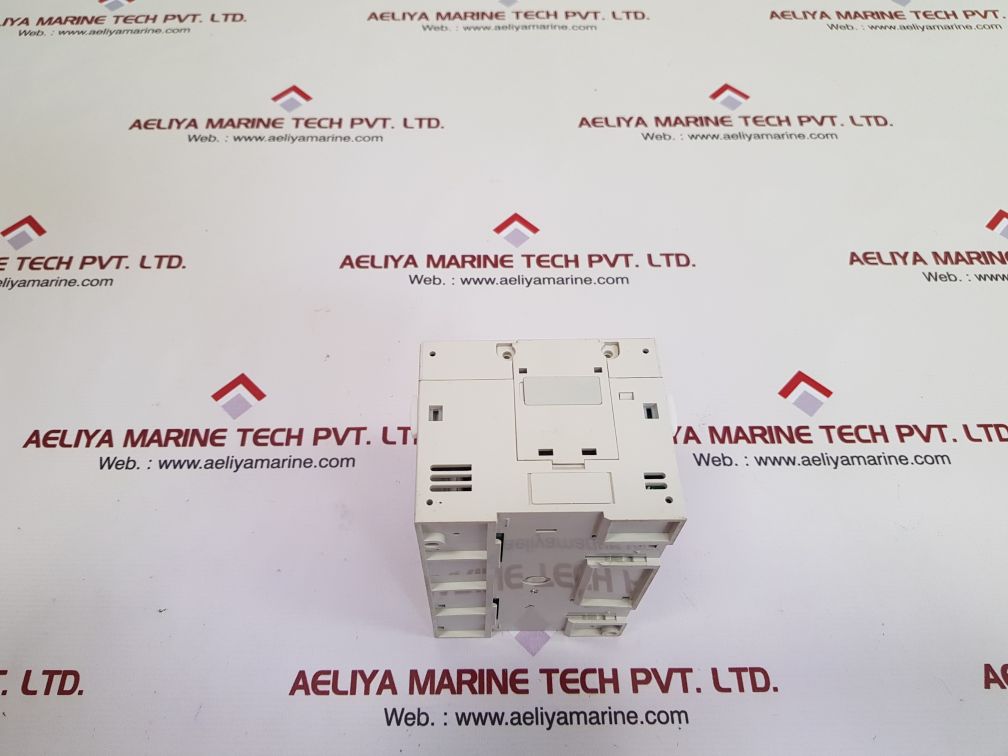 Mitsubishi fx3u-32mr/es programmable controller