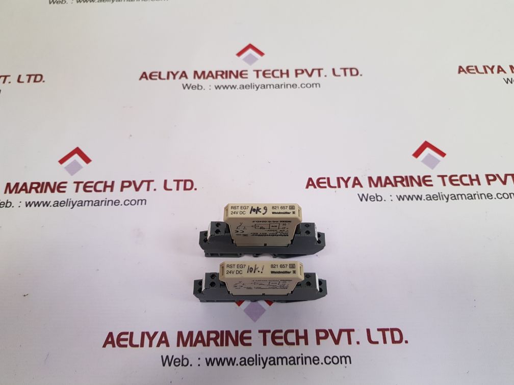 Set of 7x Weidmuller rst eg7 relay coupler