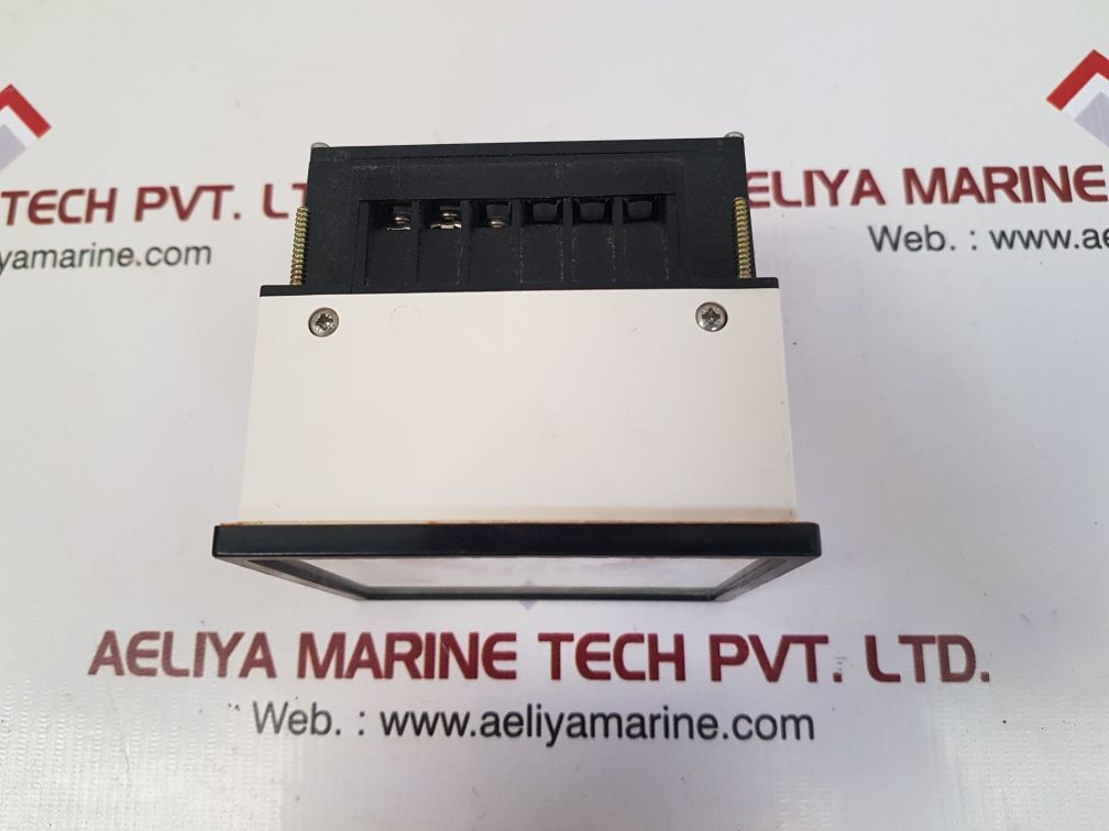 Crompton 244-14lg-pmbx-fq synchro check relay