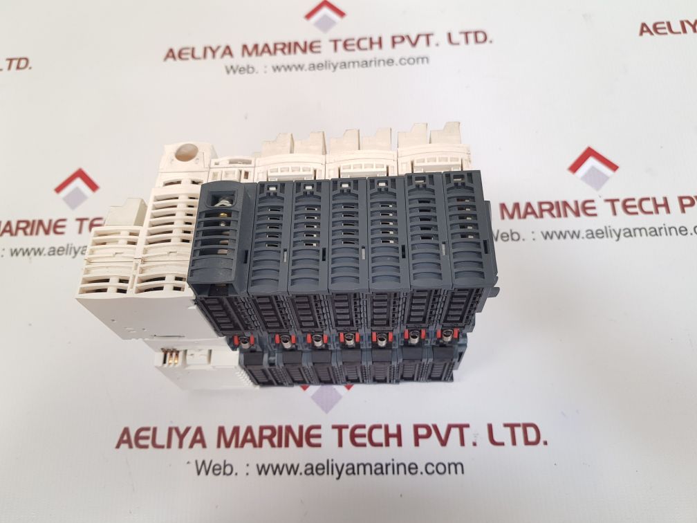 Schneider stbnip2212,pdt3100,ddi3725,ddo3705 module 