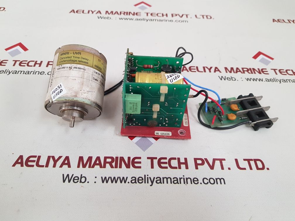 Mnr-uv undervoltage release for masterpact circuit breaker 685 692
