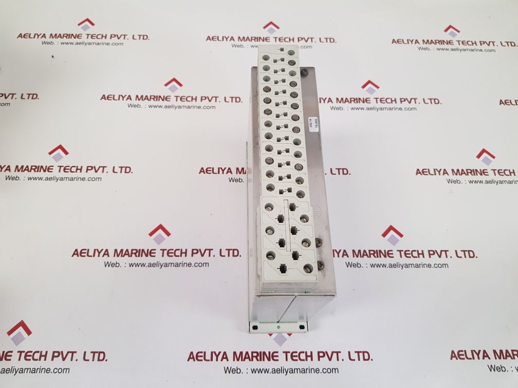 Siemens 7sj6001-4ea00-0da0/bb relay used