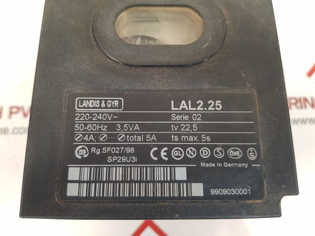 Landis & gyr lal2.25 oil burner controller used
