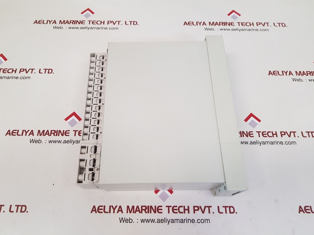 Siemens 7sj6001-5ea00-0da0/bb overcurrent protection new