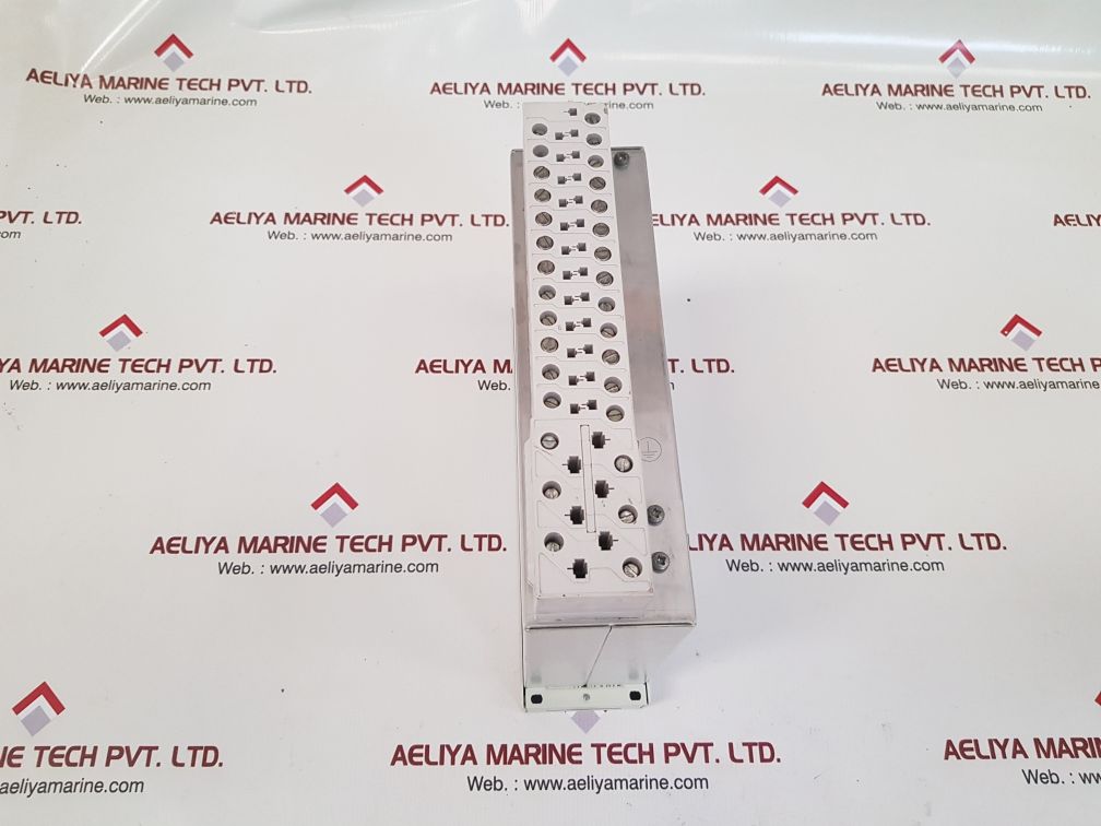 Siemens 7sj6001-5ea00-0da0/bb overcurrent protection new