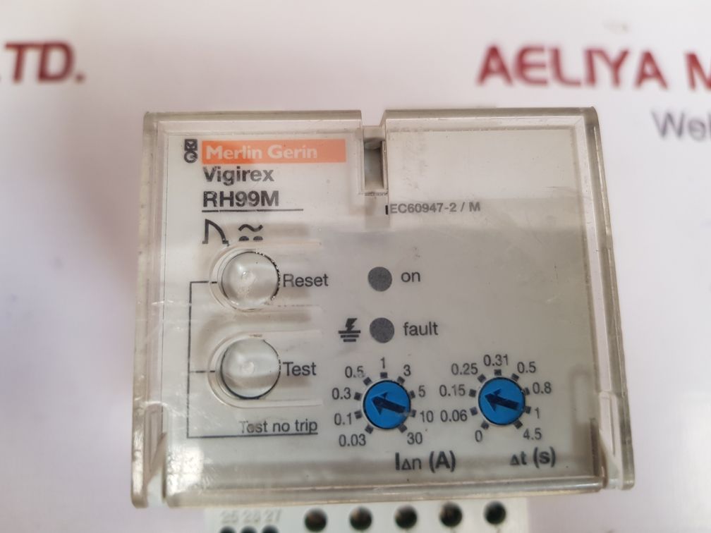 Merlin gerin vigirex rh99m differential relay