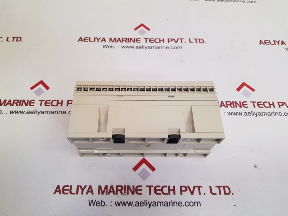 Idec eb3c-r10a safety barrier relay