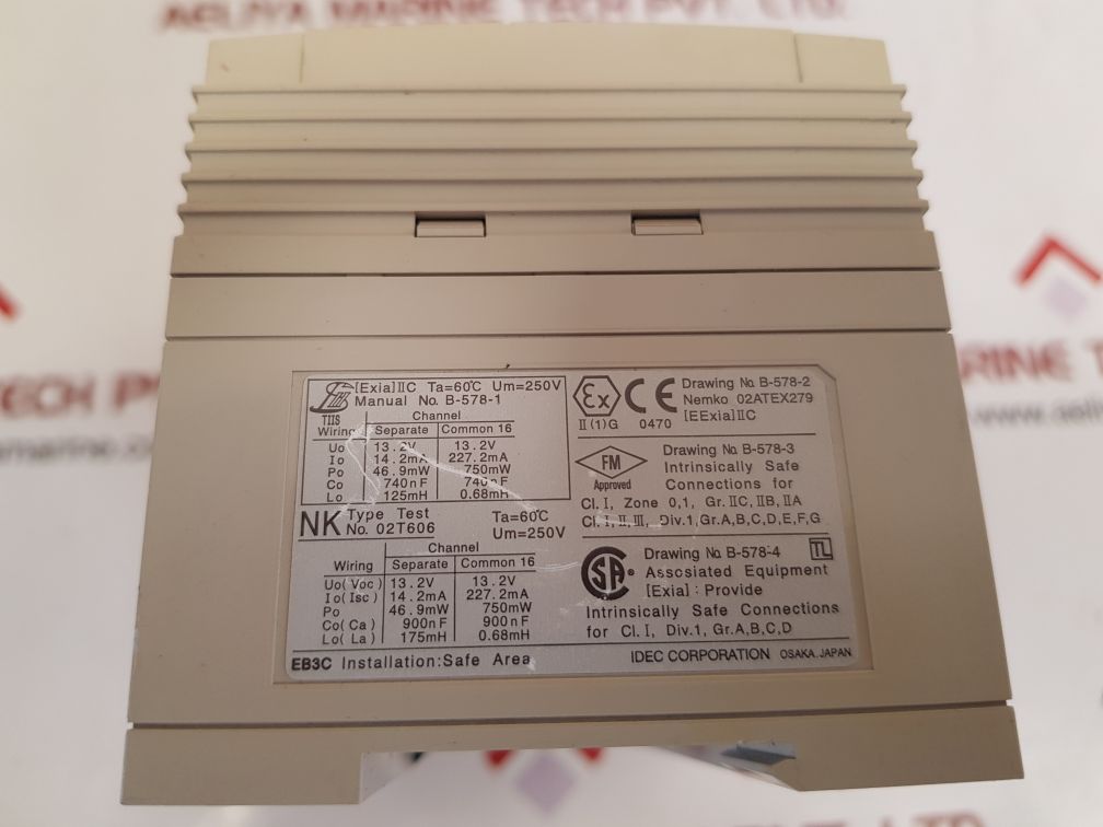 Idec eb3c-r10a safety barrier relay