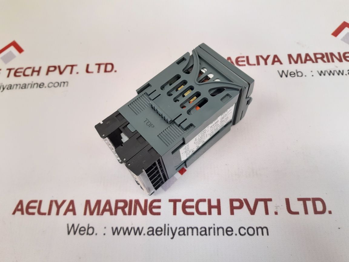 Eurotherm 3216 temperature & process controller