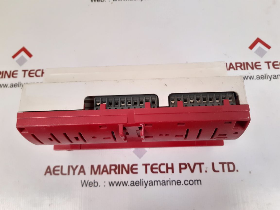Tac xenta 301 3-723-0431-0 programmable controller module