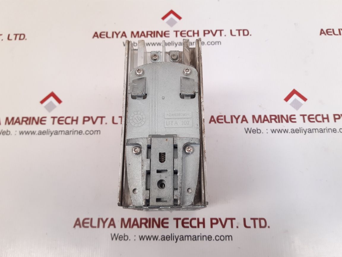 B & r ps3100 power supply