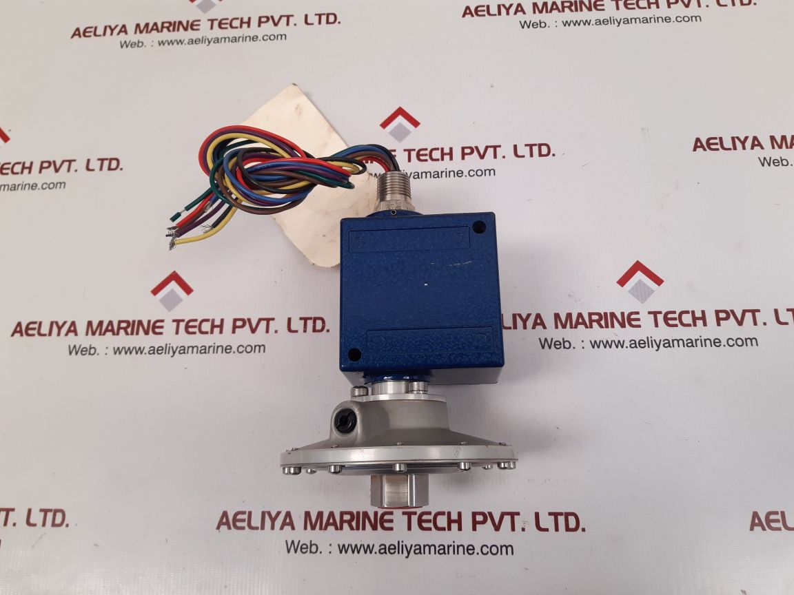 Itt neo-dyn 142p82cc6418 adjustable pressure switch