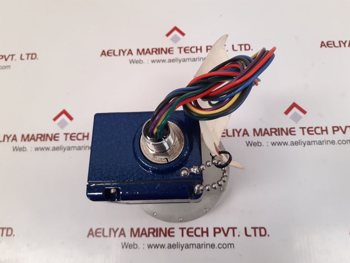 Itt neo-dyn 142p82cc6418 adjustable pressure switch