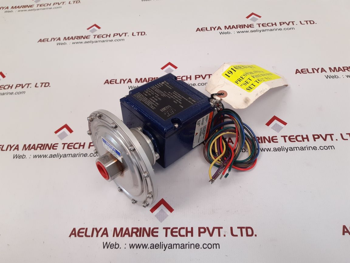 Itt neo-dyn 142p82cc6418 adjustable pressure switch