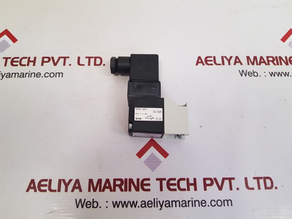 Smc v0307-5dz1 solenoid valve 1g1-92r 