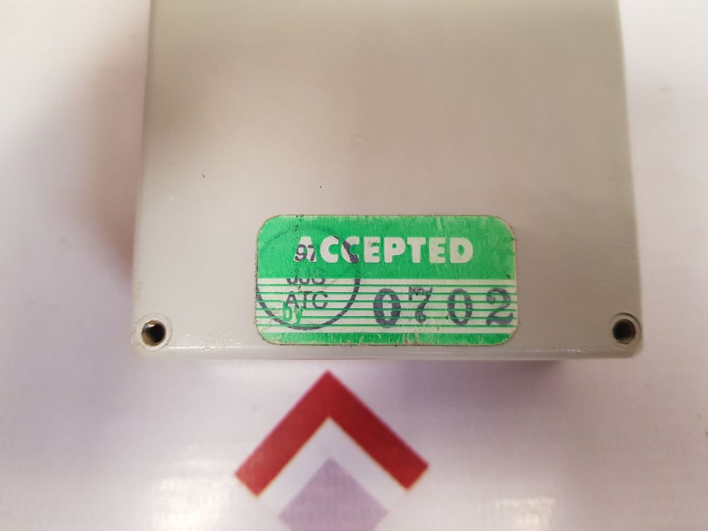 Acopian 24eb5e250 regulated dc to dc converter