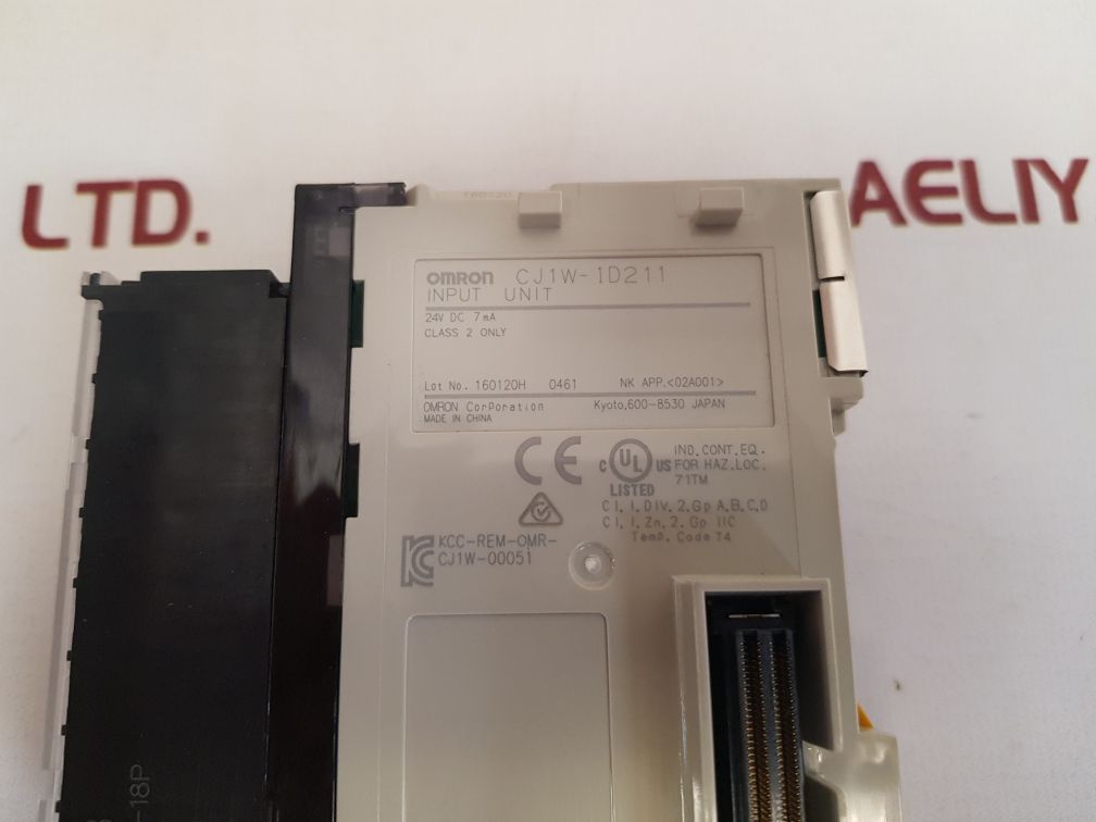 Omron cj1w-id211 plc input unit