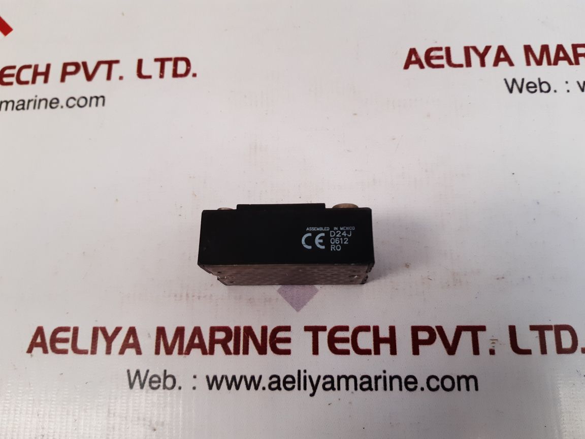 Crydom d2425 solid state relay