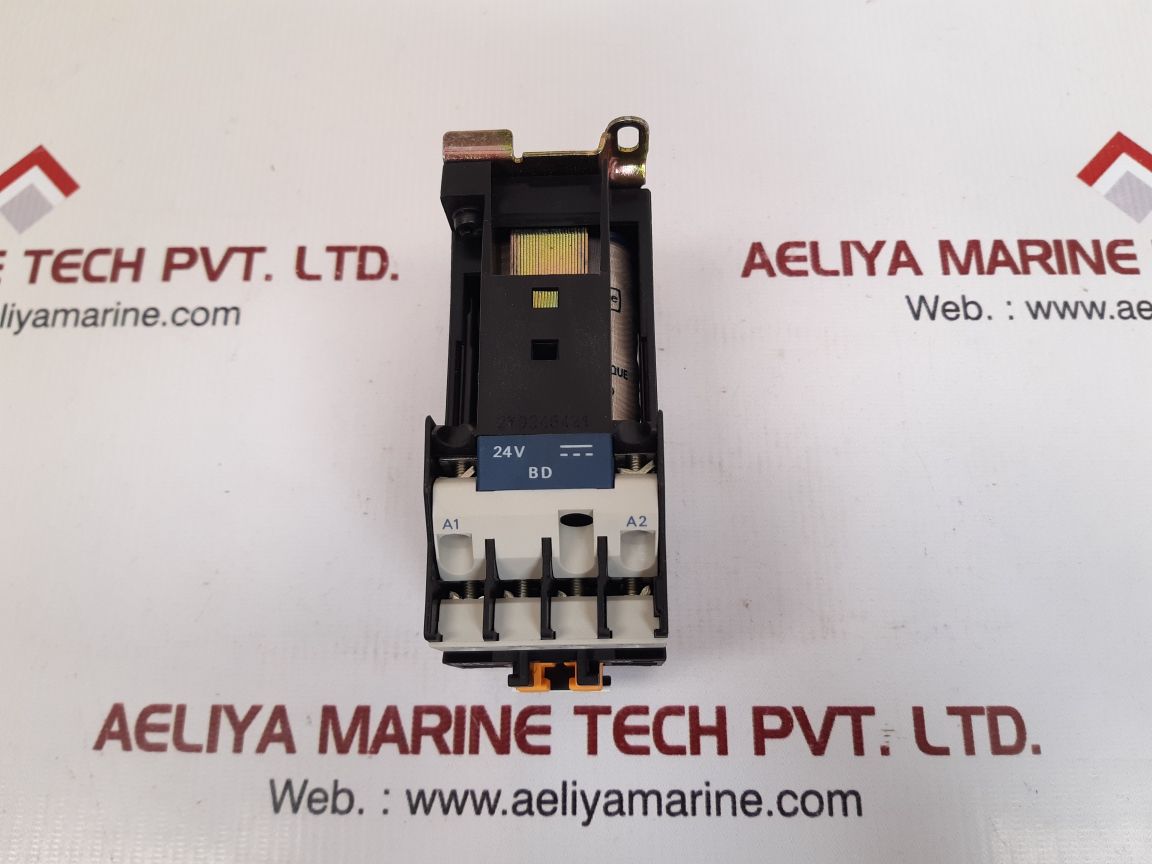 Telemecanique ca3dn22bd control relay