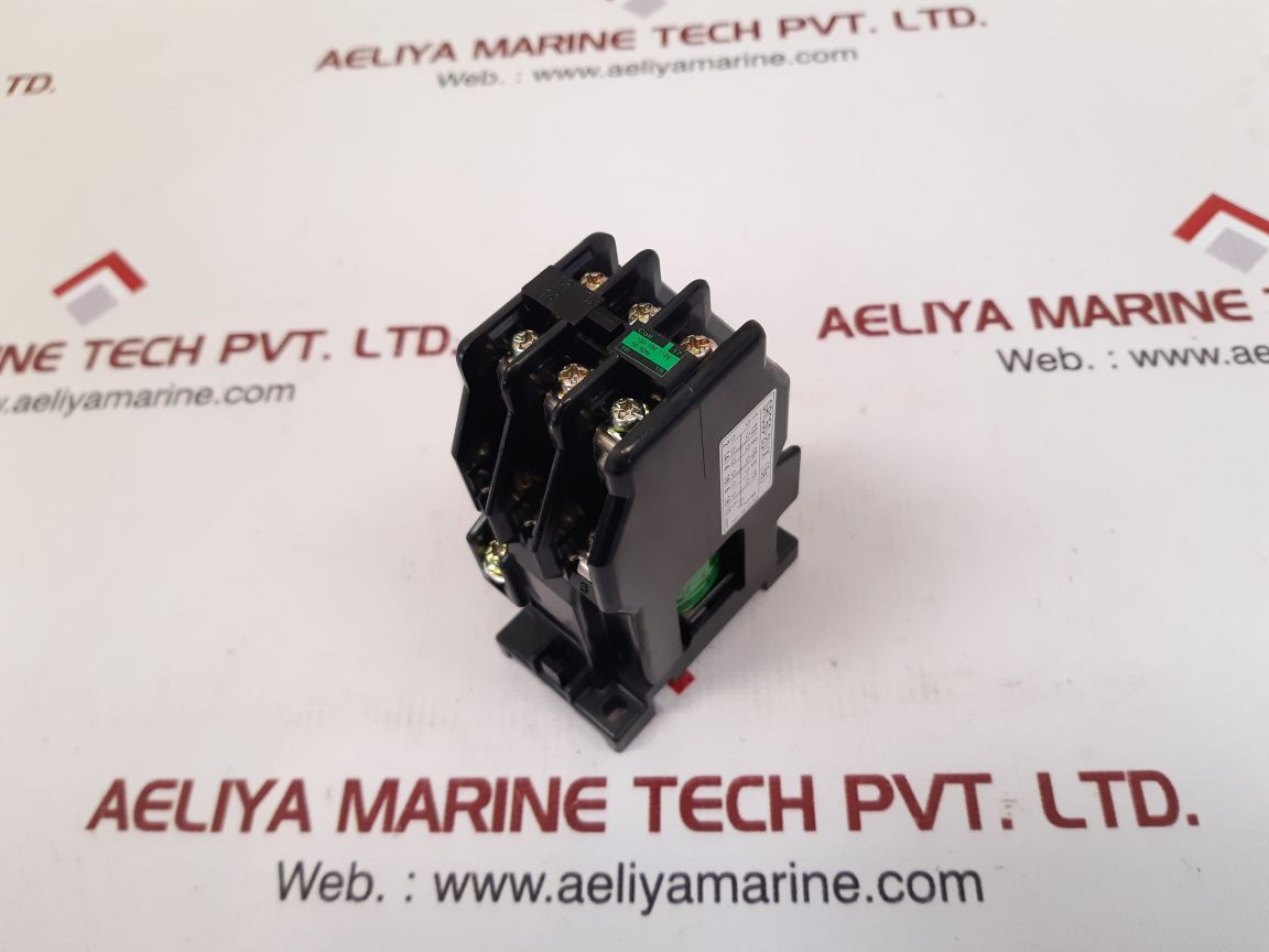 Fuji electric src50-2u/x (6a) auxiliary relay