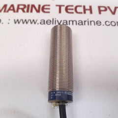 Telemecanique xs1m18ma250 proximity switch sensor