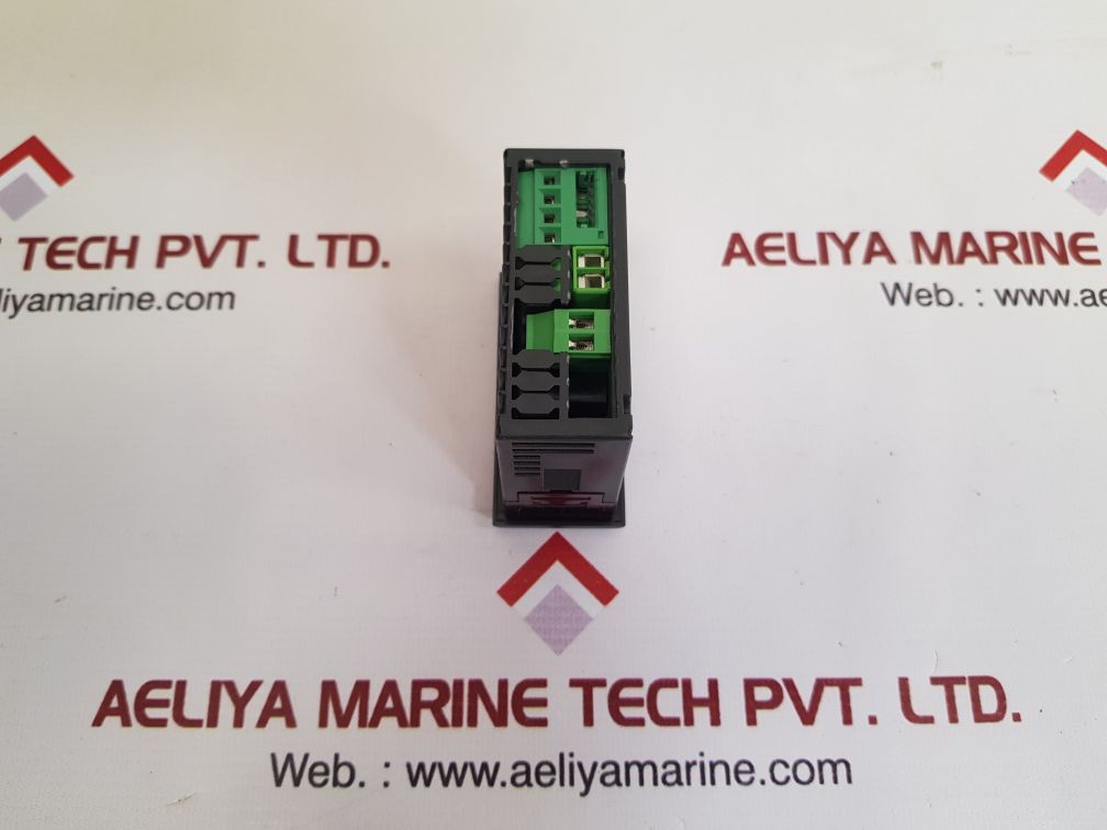 Dixell xr20c-5n1c1-e temperature controller