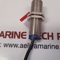 Telemecanique xs1m18mb250 proximity switch