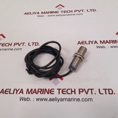 Telemecanique xs1m18mb250 proximity switch