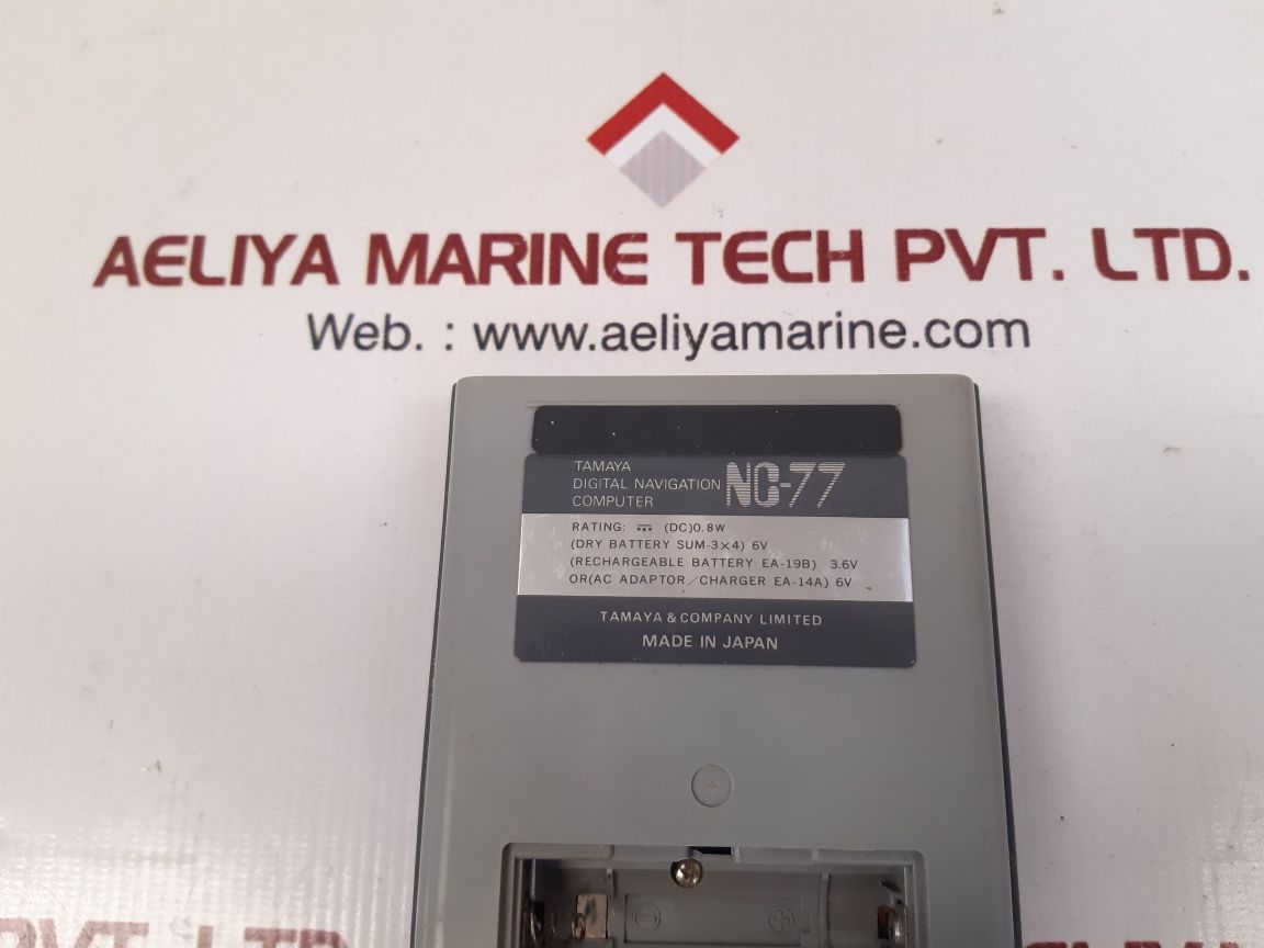 Tamaya nc-77 digital navigation computer w/wood case